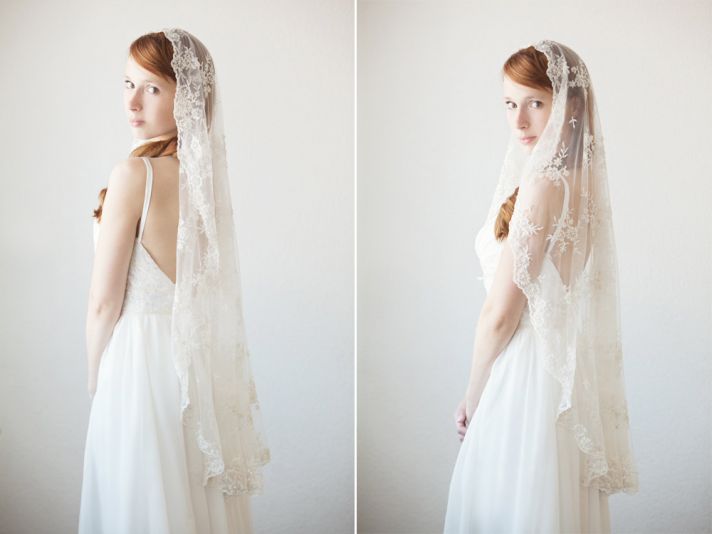 romantic-lace-mantilla-bridal-veil__full.jpg