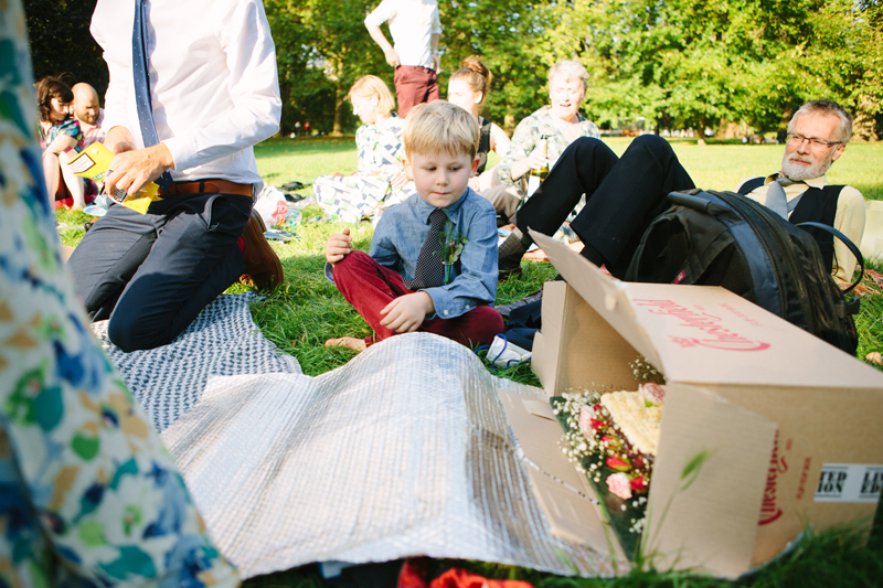 Stylish-Intimate-Family-Picnic-Wedding-19.jpg